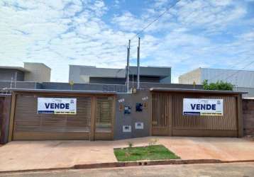 Casa para venda em campo grande, jardim montevidéu, 3 dormitórios, 3 suítes, 4 banheiros, 2 vagas