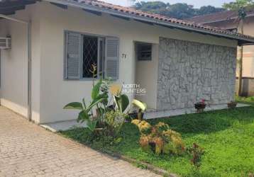 Casa com 3 quartos à venda na rua ricardo hardt, 71, anita garibaldi, joinville por r$ 800.000