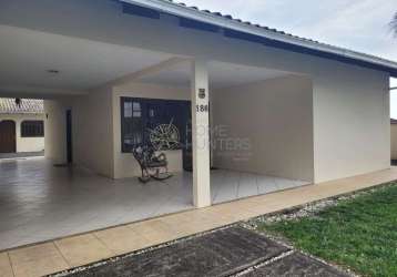 Casa com 5 quartos à venda na rua cecílio ferreira, 186, iririú, joinville por r$ 880.000