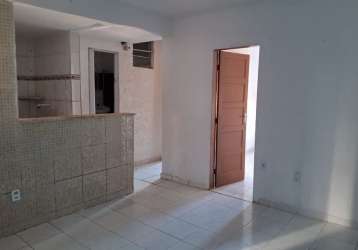 Apartamento 2/4 escriturado