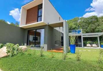 Casa à venda com 478m terreno, 233m útil, 4 suítes, 3 vagas, espaço gourmet, itapetinga, atibaia, s