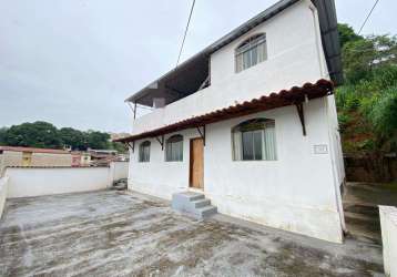 Casa de três quartos no bairro aparecida