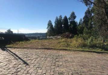 Amplo terreno com linda vista e ótima orientação solar!