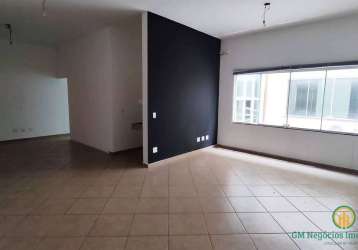 Sala com 55,22m² em prédio comercial - km 26