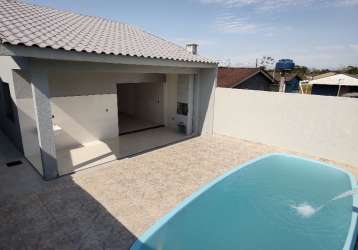 Casa com piscina em pontal do paraná