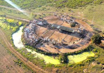 Fazenda na região do rio cuiabá rica em águas