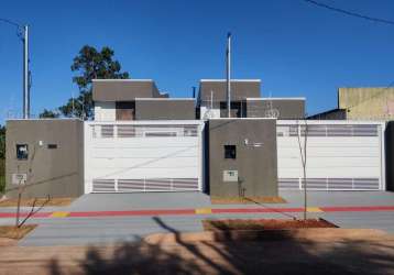 Linda casa recem contruida com 3 quartos e suíte no rita vieira