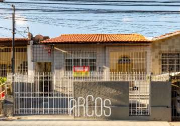 Casa na praça da bandeira, centro de aracaju, 4 quartos