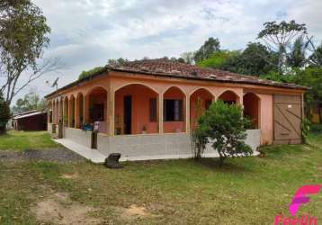 Casa com 3 quartos à venda na rua da ilha, 57, tapera, florianópolis por r$ 2.120.000