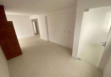 Apartamento para alugar anual no centro de balneário camboriú