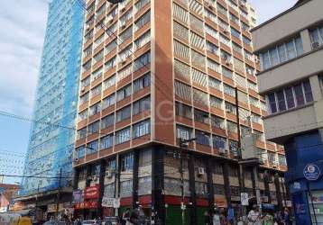 Amplo apartamento de 2 dormitórios.&lt;br&gt;imóvel com 91,44² de área privativa.2 banheiro ,1 cozinha. &lt;br&gt;edifício em ótima localização próximo a sta. casa, com fácil acesso a todos os recurso