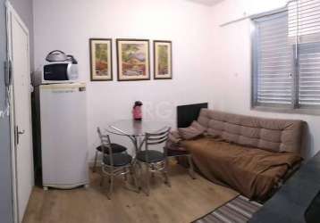 Apartamento 1 dormitório, no bairro independência, porto alegre/rs      &lt;br&gt; &lt;br&gt;apartamento de 01 dormitório semi-mobiliado, em excelente localização, na ramiro barcelos próximo à redençã