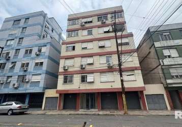 Apto jk - aluguel&lt;br&gt;&lt;br&gt;apartamento jksão construído no pátio uma cozinha e uma área de serviço,  edifício pequeno com zelador, próximo a vários recursos, excelente localização.&lt;br&gt;