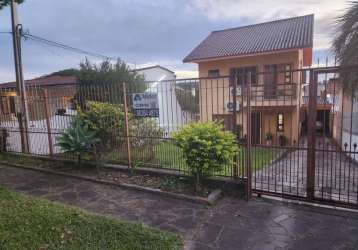 Casa com 3 dormitórios sendo 1 suíte, sala de estar e sala de jantar escritório cozinha, lavanderia garagem coberta para 2 carros  e depósito