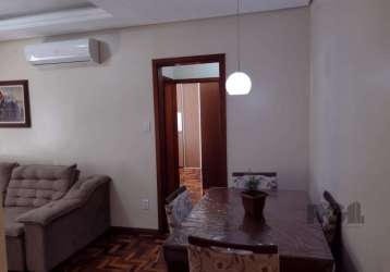 Apartamento com 02 dormitórios totalmente reformado bairro são geraldo em porto alegre.    &lt;br&gt;living para dois ambientes, banheiro social, cozinha e área de serviço.  piso parquet na sala e dor