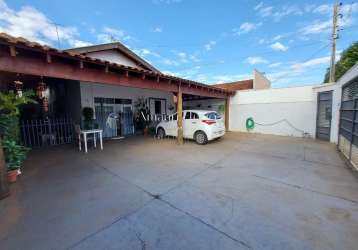 Casa com 3 quartos à venda na rua joão batista marchezi, 1038, parque residencial vale do sol, araraquara, 316 m2 por r$ 380.000