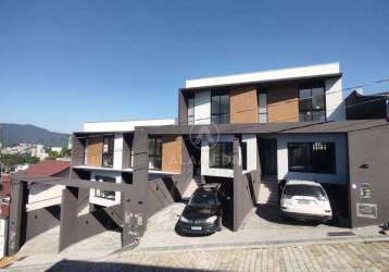 Sobrado com 3 dormitórios à venda, 92 m² por r$ 590.000,00 - vila nova - blumenau/sc