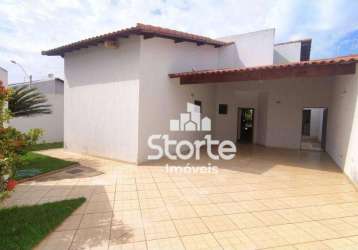 Casa com 4 dormitórios à venda, 201 m² por r$ 750.000,00 - cidade jardim - uberlândia/mg