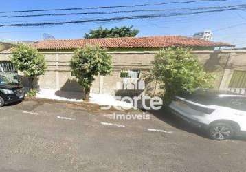 Casa com 4 dormitórios à venda, 230 m² por r$ 1.500.000,00 - santa mônica - uberlândia/mg