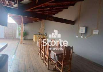 Casa com 3 dormitórios à venda, 200 m² por r$ 490.000,00 - santa rosa - uberlândia/mg