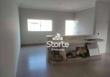 Casa com 2 dormitórios à venda, 65 m² por r$ 350.000 - santa rosa - uberlândia/mg