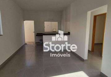 Casa com 3 dormitórios à venda, 72m² por r$ 340.000 - pacaembu - uberlândia/mg