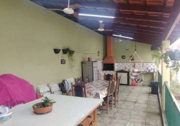 Casa térrea acima do nível da rua - 230m² - 4 dormitórios 1 suíte - bosque dos eucaliptos - sjc