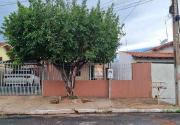 Casa à venda no recanto dos pássaros por r$400.000,00