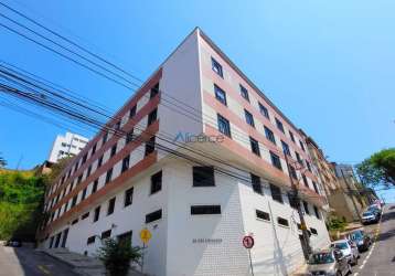 Apartamento com 3 quartos para alugar na rua francisco vale, centro, juiz de fora, 85 m2 por r$ 1.300