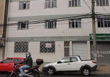 Casa com 3 quartos para alugar na rua mariano procópio, mariano procópio, juiz de fora, 120 m2 por r$ 1.400