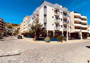 Cobertura duplex com vista parcial para o mar na prainha em arraial do cabo