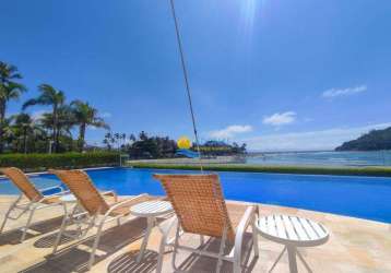 Casa à venda na praia do pernambuco, 5 suítes, pé na areia, 5 vagas.