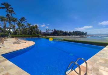 Casa à venda na praia do pernambuco, pé na areia, 5 suítes, 5 vagas.