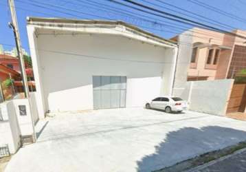 Vendo galpão com 450 m² no bairro da pitanguinha próximo a fernandes lima.