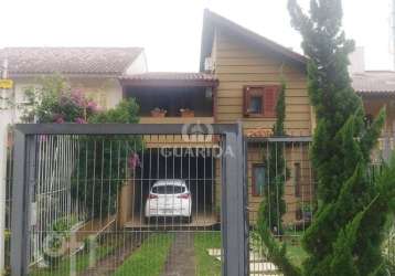 Casa com 4 quartos à venda na rua professor antônio josé remião, 300, espírito santo, porto alegre, 226 m2 por r$ 680.000