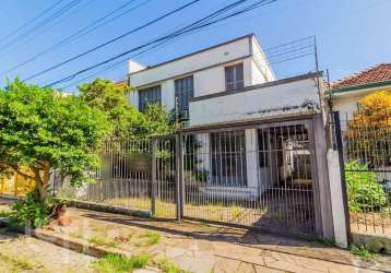 Casa com 4 quartos à venda na travessa igaí, 50, medianeira, porto alegre, 180 m2 por r$ 475.000