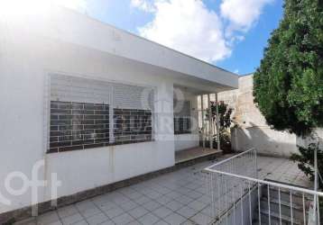 Casa com 4 quartos à venda na rua doutor aurélio py, 220, medianeira, porto alegre, 300 m2 por r$ 552.000