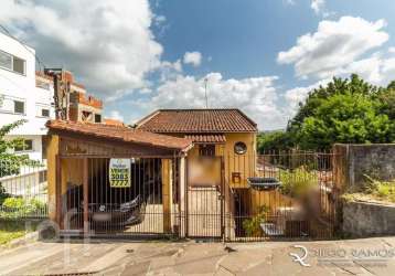 Casa com 4 quartos à venda na rua padre joão batista reus, 2778, camaquã, porto alegre, 163 m2 por r$ 420.000