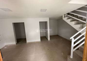 Casa em condomínio fechado com 2 quartos à venda na luís silva, 240, vila cecília maria, santo andré, 120 m2 por r$ 636.000