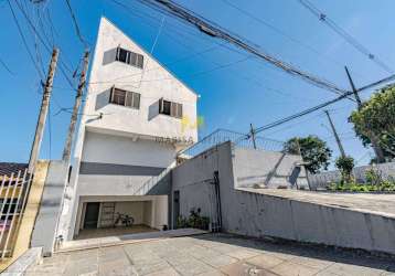 Sobrado com 3 quartos, à venda no bairro bairro alto em curitiba!!!