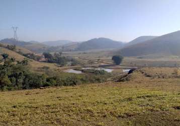 Excelente localização, ótima topografia, natureza exuberante, venha morar com qualidade de vida