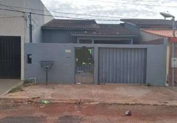 Casa à venda 2 quartos, 1 suite, 3 vagas, 240m², jardim ikaraí, várzea grande - mt