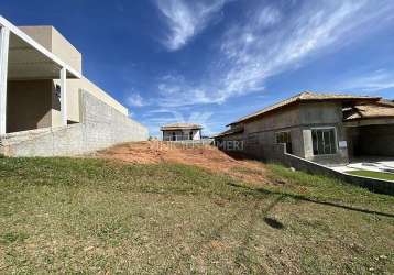 Terreno plano no condomínio terras de atibaia - atibaia