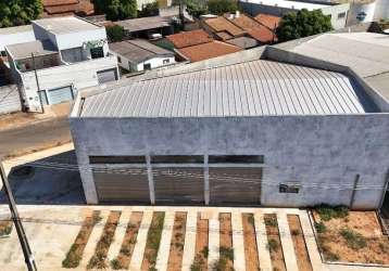 Galpão para locação, de 296m², r$ 6.000/mês no setor orienteville em goiânia/go