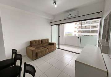 Apartamento com 01 quarto disponível para locação com excelente localização no setor bueno 42m² - r$2.100 mensais - goiânia/go