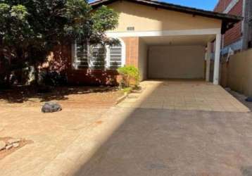 Casa de 204 m² com 03 suítes à venda por r$ 2.500.000 no setor marista - goiânia/go