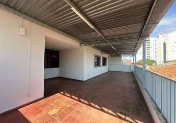 Casa de 140 m² com 03 quartos sendo 01 suíte para alugar por r$ 3.757/mensais no setor aeroporto - goiânia/go