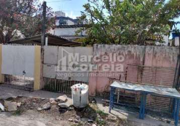 Casa em terreno de 201m&#178; em campo grande, precisando de reforma