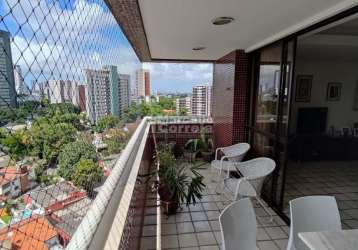 Apartamento de 180m&#178; no edf. montserrat em casa forte