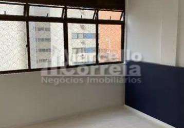 Apartamento de 73m&#178; no bairro de boa viagem